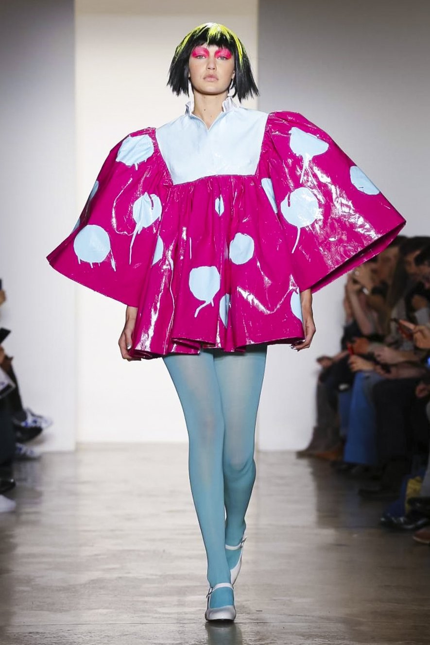Unrequited love at Jeremy Scott backstage