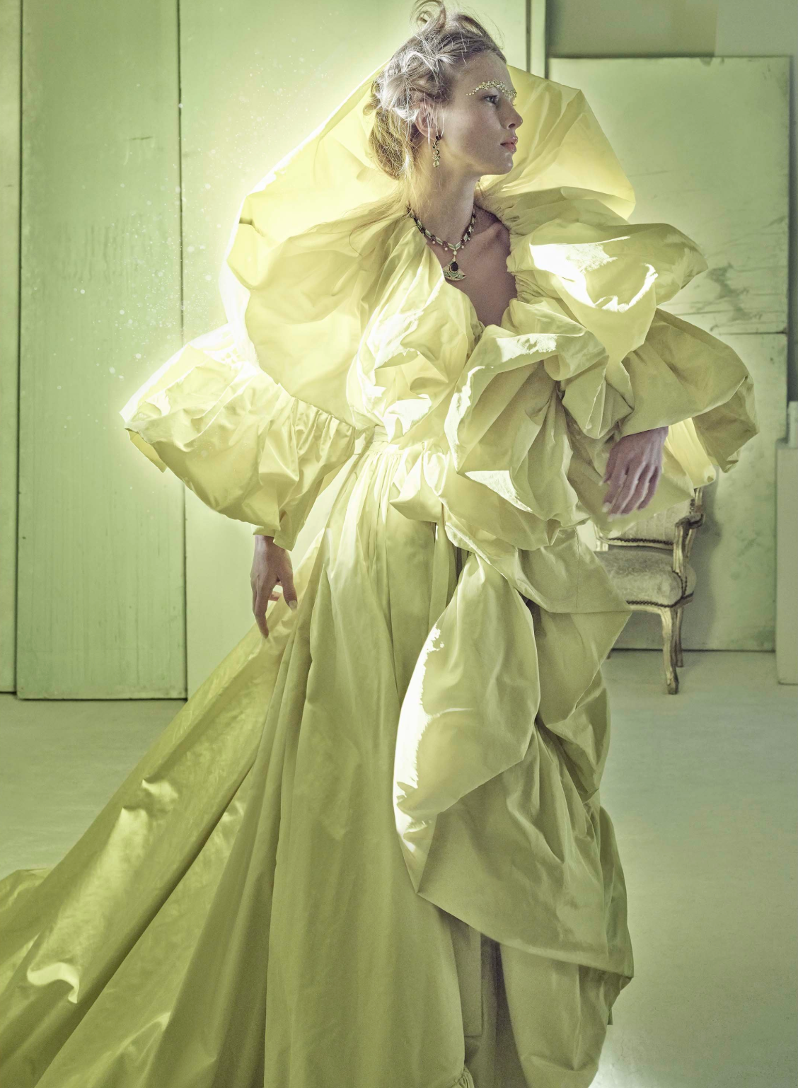 Maria Klaumann in Dolce&Gabbana Alta Moda