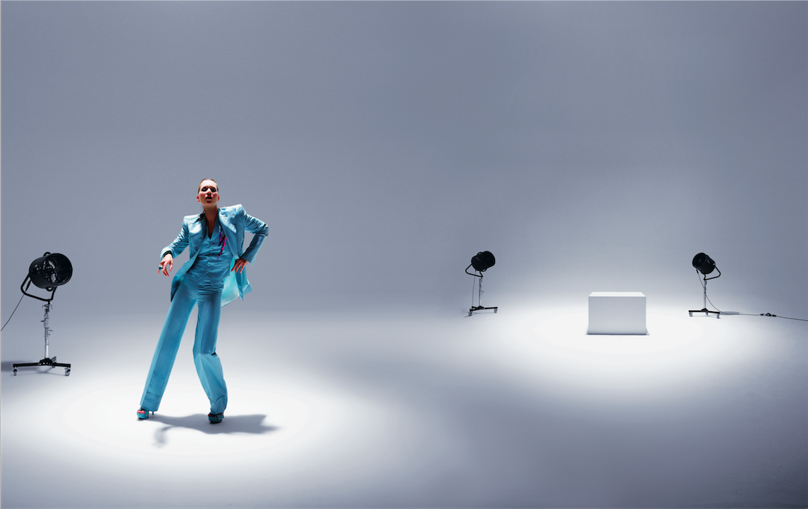 Kate Moss wears David Bowie’s ice blue Freddie Buretti suit, from the 1972 Life On Mars video, for Nick’s ‘David Bowie: Ooo! Fashion shoot!’